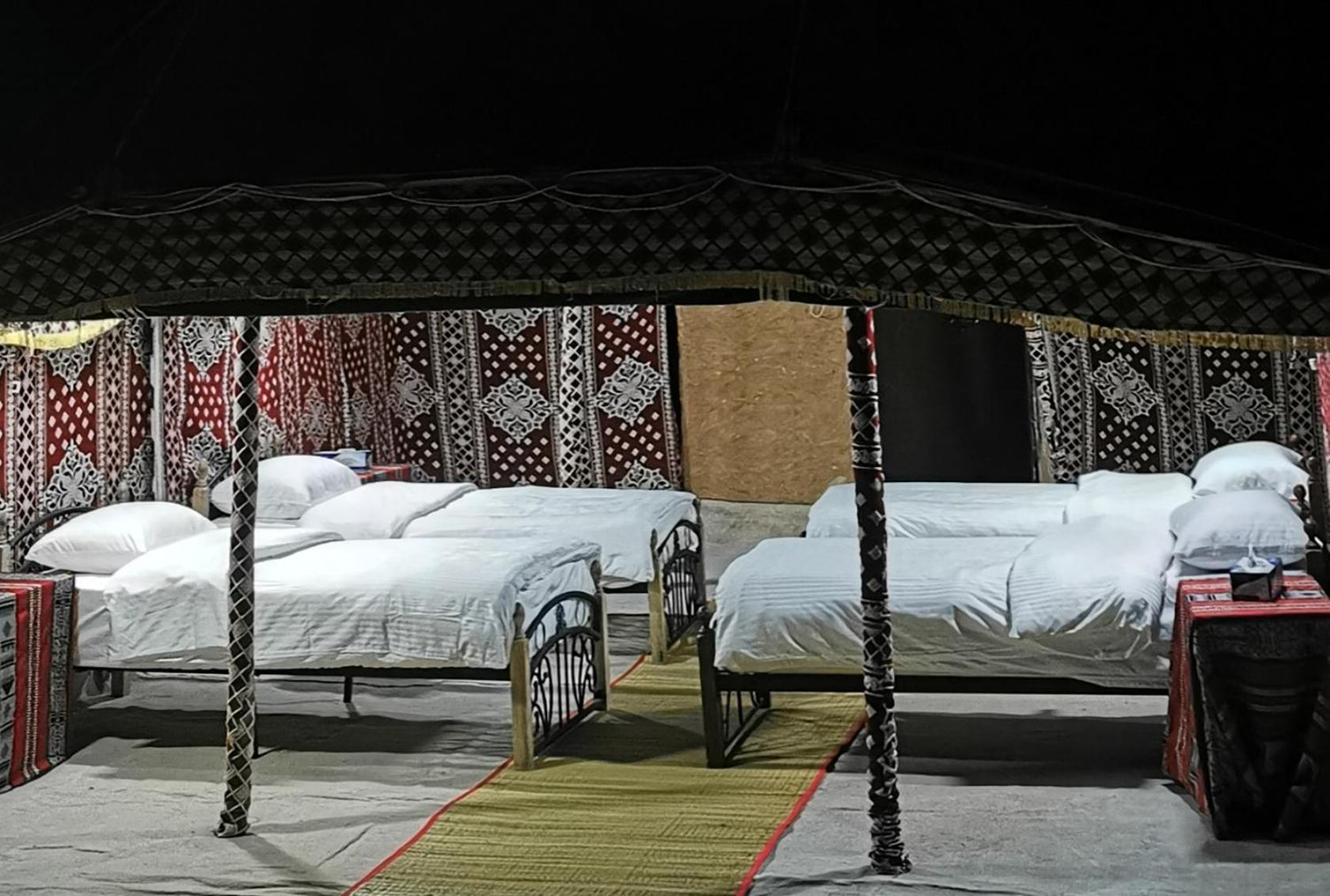 Desert Wonders Camp Ḩawīyah Quarto foto