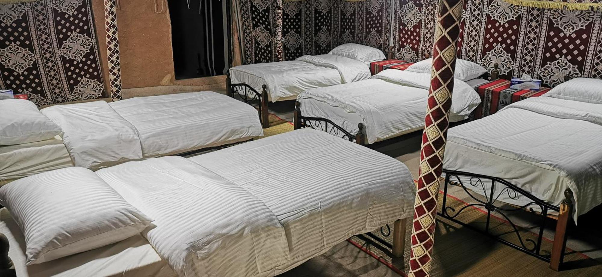 Desert Wonders Camp Ḩawīyah Quarto foto