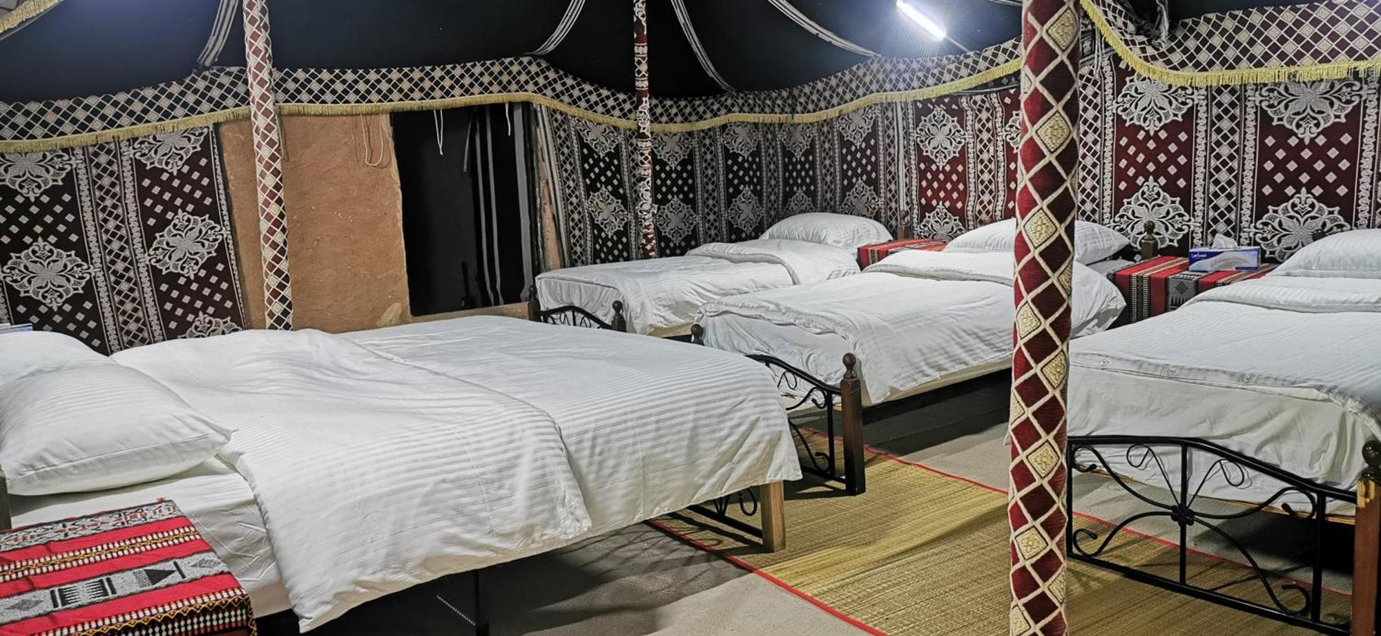 Desert Wonders Camp Ḩawīyah Quarto foto